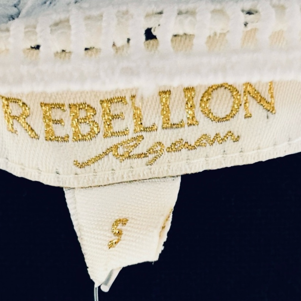 NWT REBELLION SMALL LACE CROP BELL SLEEVES CREAM IVORY V NECK FLORAL BOH… - Picture 12 of 12